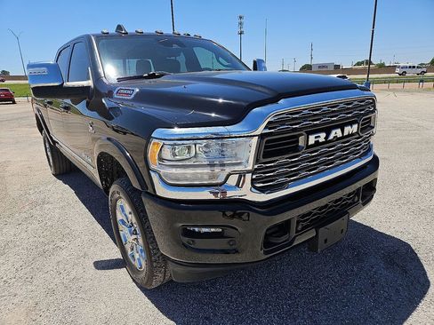 Used 2024 RAM 2500 Limited AWD/4WD image 11