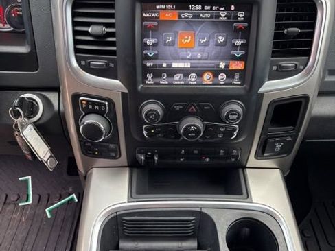 Used 2017 RAM 1500 Big Horn image 17