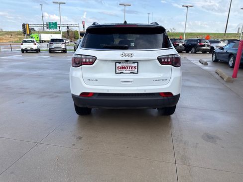 Used 2026 Jeep Compass Limited image 3