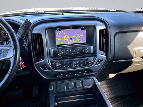 Used 2018 GMC Sierra 1500 SLT w/ Texas SLT Premium Package AWD/4WD image 6