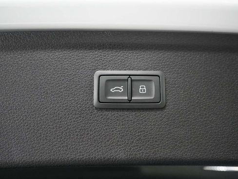 Used 2024 Audi Q5 2.0T Premium AWD/4WD image 43
