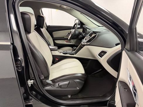 Used 2017 GMC Terrain SLT AWD/4WD image 10