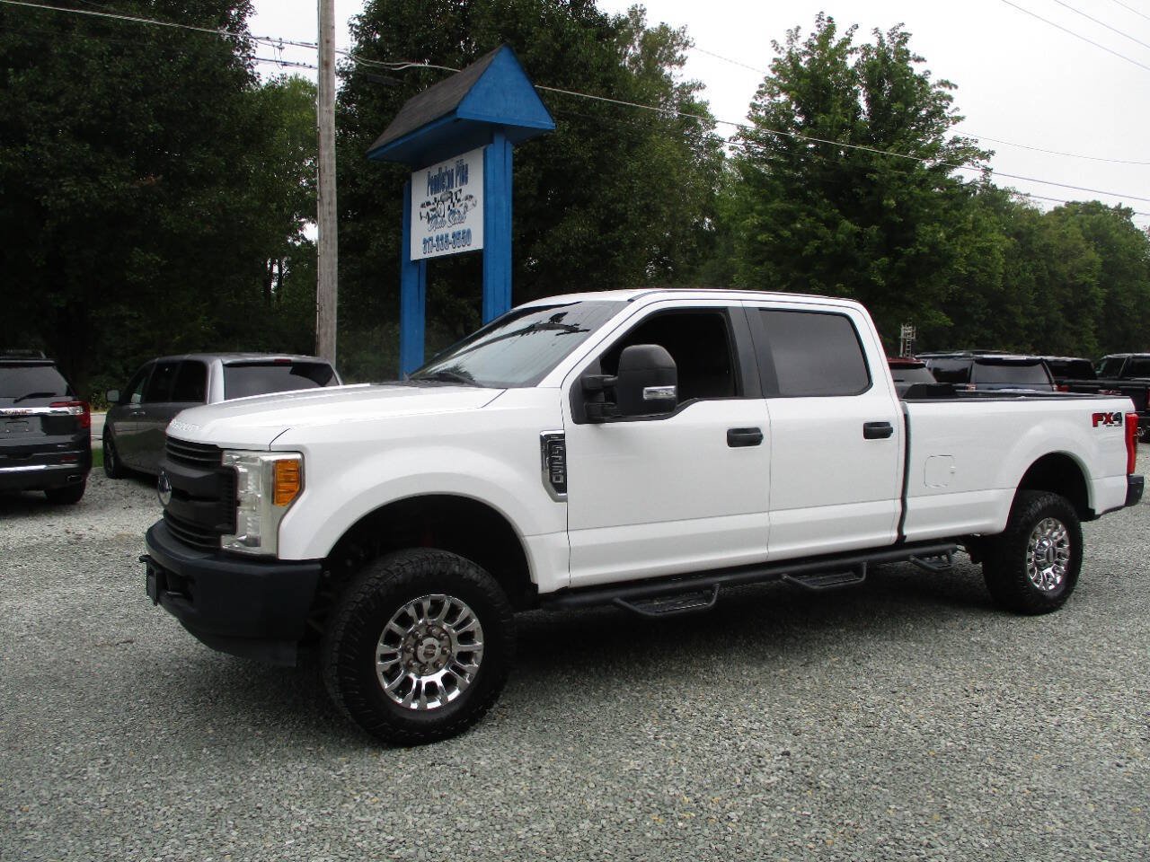 Used 2017 Ford F250 XL w/ Power Equipment Group AWD/4WD image 1