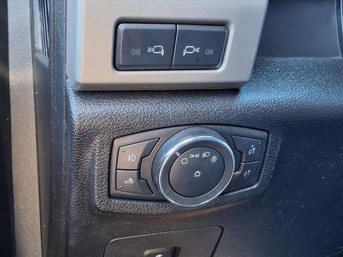 Used 2015 Ford F150 Lariat w/ Equipment Group 502A Luxury image 15