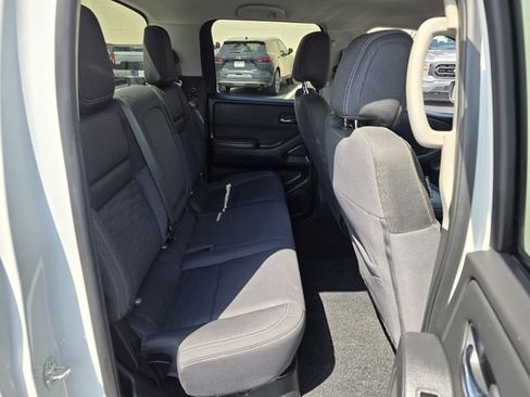 Used 2023 Nissan Frontier SV w/ Technology Package RWD image 28