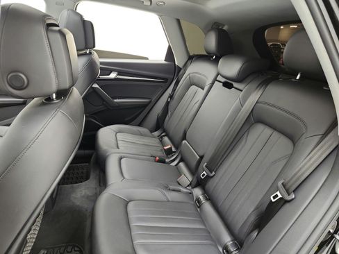 Used 2020 Audi Q5 2.0T Premium Plus w/ Premium Plus Package AWD/4WD image 16