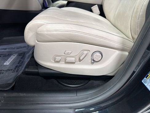 Used 2023 Genesis GV80 3.5T Advanced + AWD/4WD image 9
