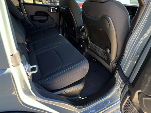 Used 2025 Jeep Wrangler Unlimited Rubicon 4xe w/ Safety Group image 21