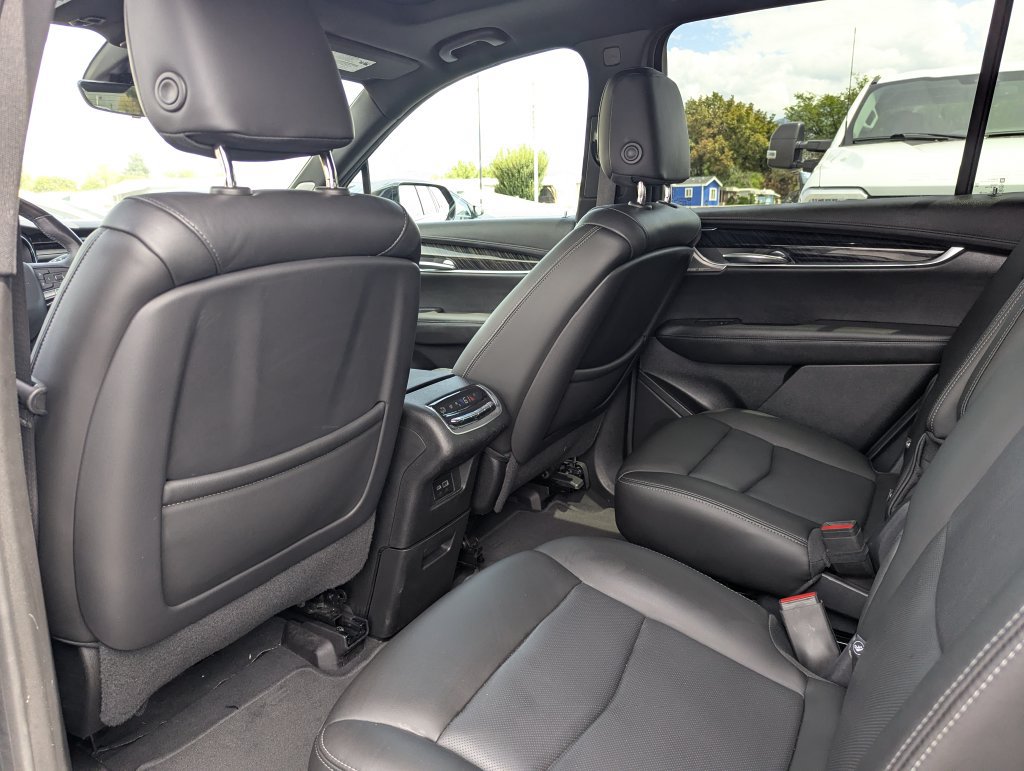 Used 2021 Cadillac XT6 Premium Luxury AWD/4WD image 32