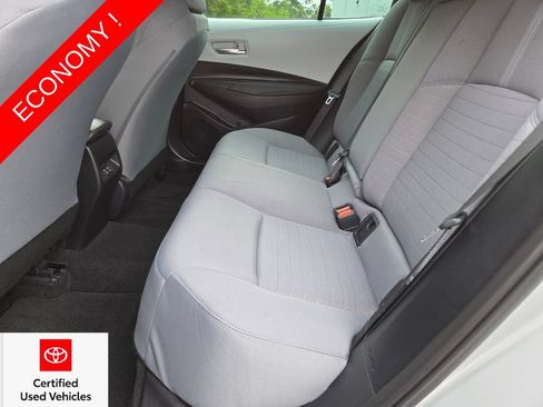Certified 2025 Toyota Corolla SE FWD image 21