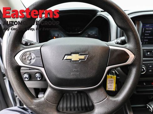 Used 2021 Chevrolet Colorado W/T w/ WT Convenience Package AWD/4WD image 10