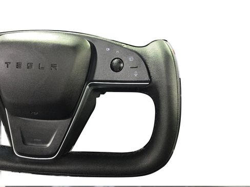 Used 2022 Tesla Model X image 32