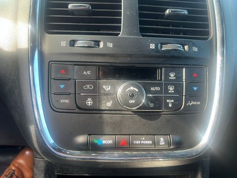 Used 2019 Dodge Grand Caravan GT FWD image 23