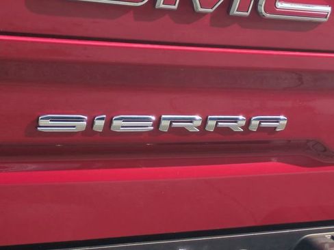 Used 2024 GMC Sierra 1500 AT4X image 43