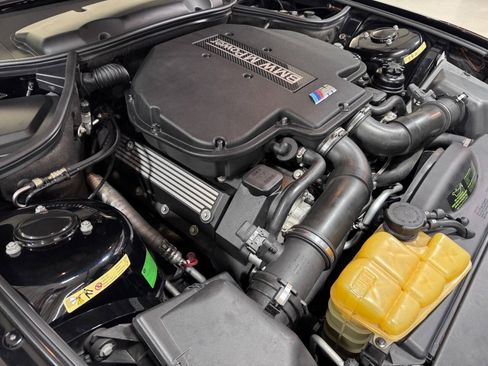 Used 2002 BMW Z8 RWD image 33