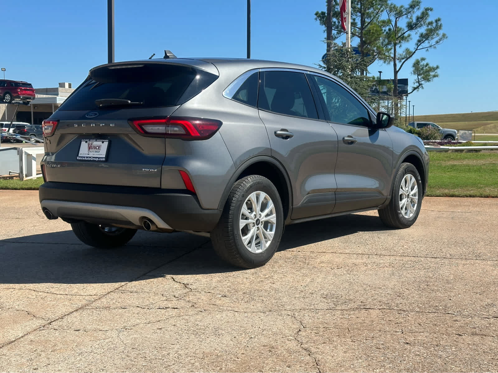 Used 2023 Ford Escape Active AWD/4WD image 5