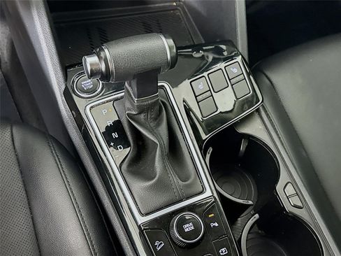 Certified 2024 Kia Sportage EX FWD image 18