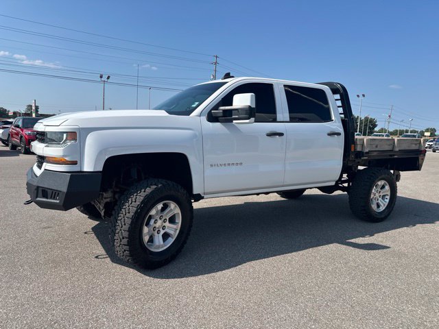 Used 2018 Chevrolet Silverado 1500 Custom w/ Custom Value Package AWD/4WD image 32