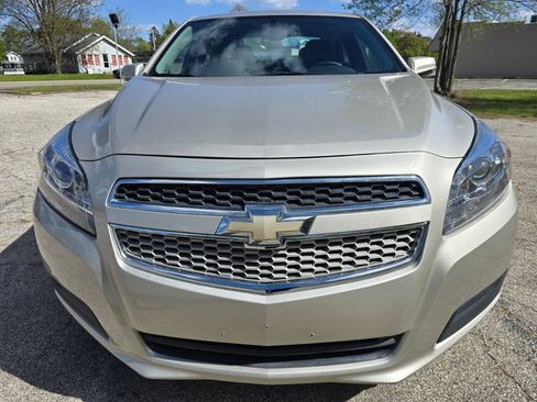 Used 2013 Chevrolet Malibu LT w/ Power Convenience Package FWD image 2