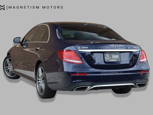 Used 2019 Mercedes-Benz E 300 4MATIC image 11