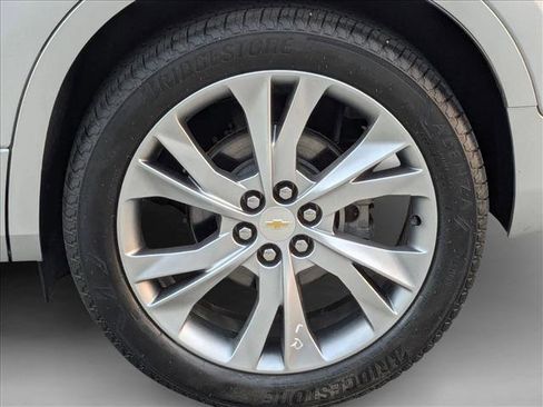 Used 2019 Chevrolet Blazer Premier w/ Sun and Wheels Package image 24