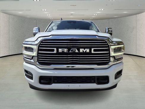 Used 2024 RAM 2500 Laramie w/ Safety Group image 8