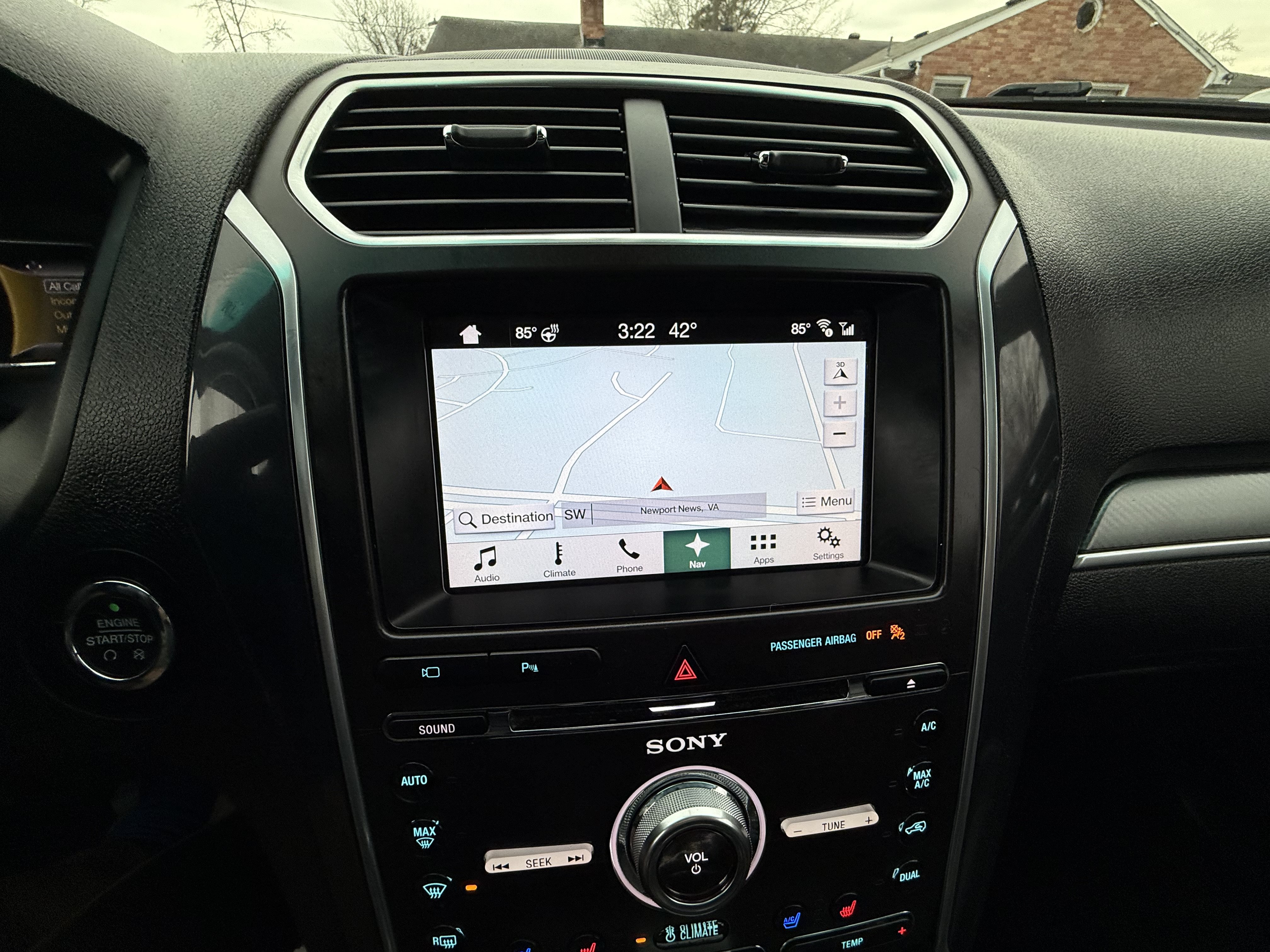 Used 2017 Ford Explorer Sport w/ Equipment Group 401A AWD/4WD image 29