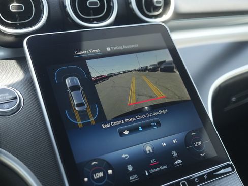 Used 2024 Mercedes-Benz C 300 4MATIC Sedan image 17