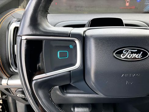 Used 2025 Ford Expedition Tremor AWD/4WD image 23