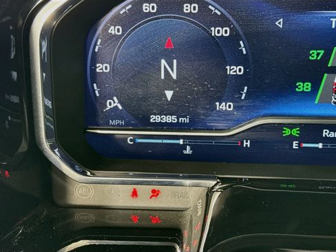 Used 2024 Chevrolet Silverado 1500 LT AWD/4WD image 16
