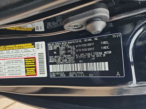 Used 2022 Toyota Sienna XLE image 43