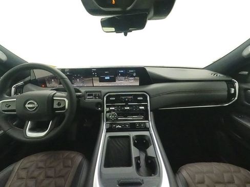 New 2025 Nissan Armada Platinum Reserve image 31