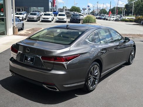 Used 2018 Lexus LS 500 AWD w/ Luxury Package image 10