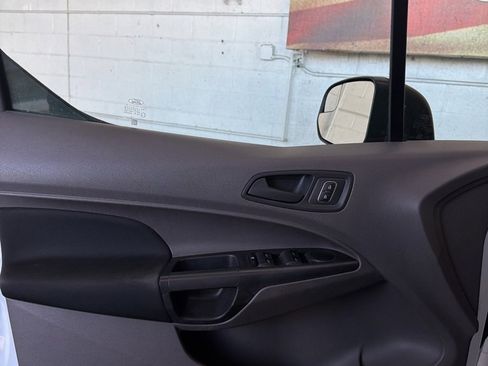 Used 2020 Ford Transit Connect XL image 16