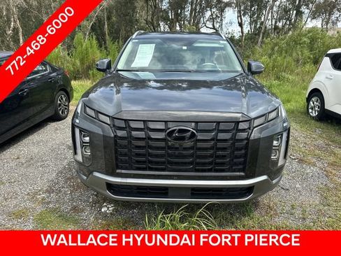 Used 2024 Hyundai Palisade Limited AWD/4WD image 2