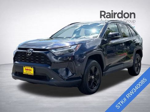 Used 2024 Toyota RAV4 XLE FWD image 3
