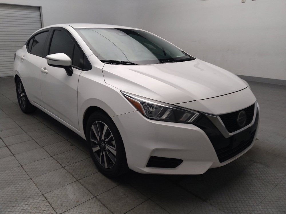 Used 2021 Nissan Versa SV FWD image 13