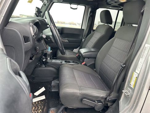 Used 2012 Jeep Wrangler Unlimited Sport image 14