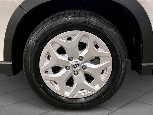 Used 2021 Subaru Forester image 11