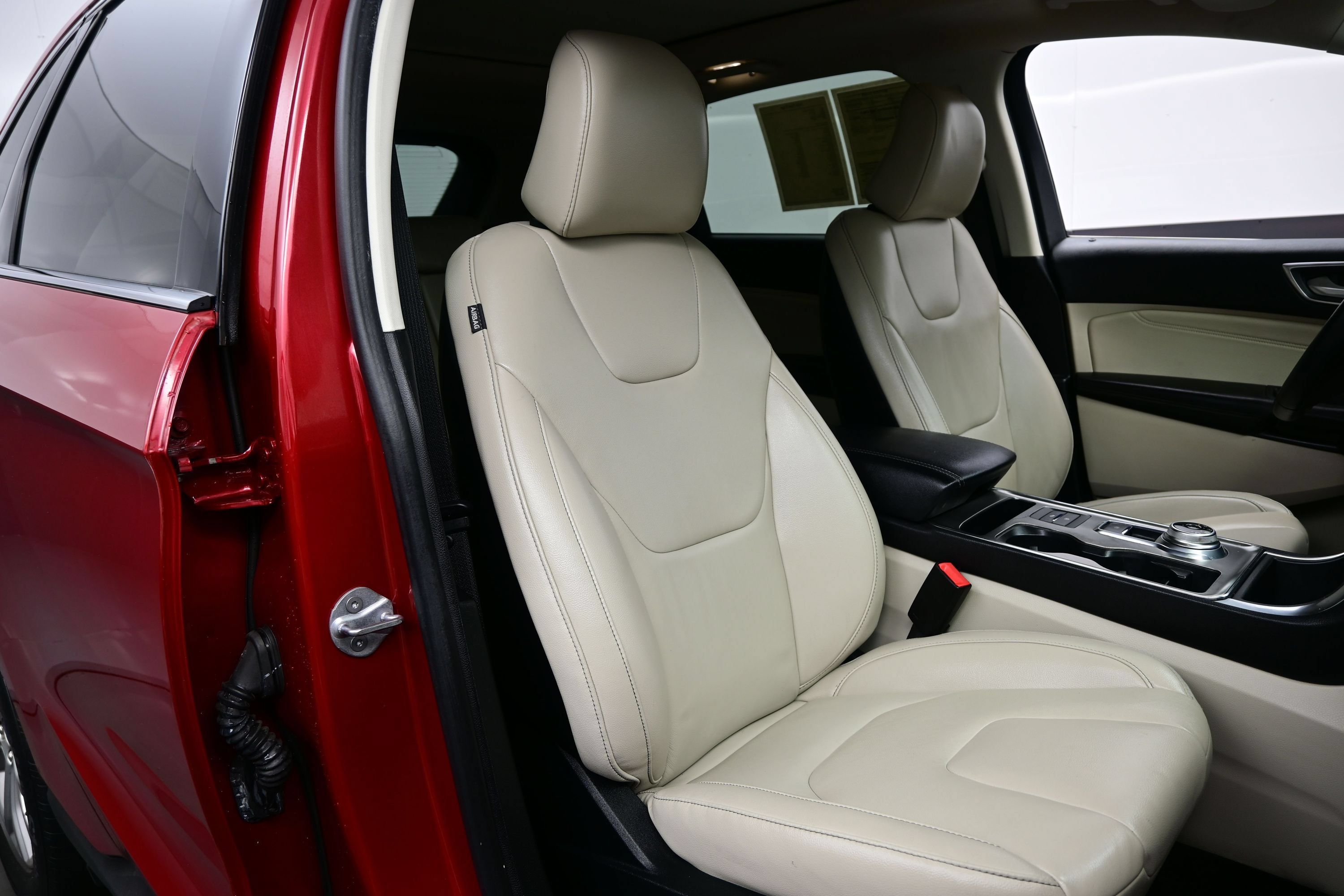 Used 2022 Ford Edge Titanium AWD/4WD image 15