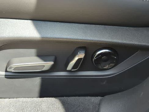 Used 2025 Acura TLX w/ Technology Package FWD image 18
