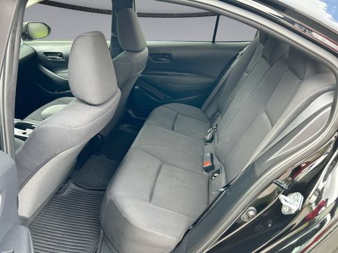 Used 2025 Toyota Corolla LE FWD image 28