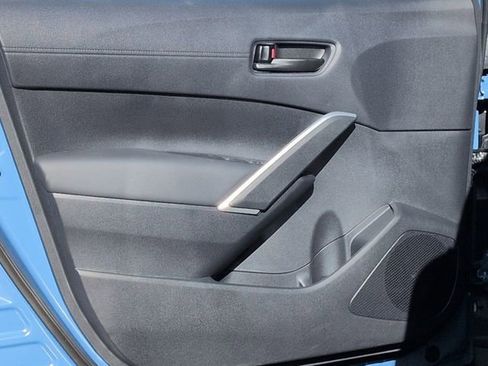 New 2026 Toyota Corolla Cross LE w/ Moonroof Package image 15