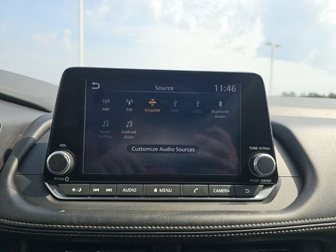 Used 2024 Nissan Rogue SV FWD image 36