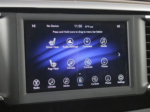 Used 2018 Chrysler Pacifica Touring-L image 35