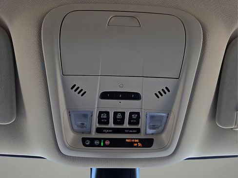 Used 2024 Buick Enclave Avenir w/ Avenir Technology Package AWD/4WD image 20