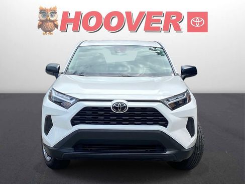 Used 2024 Toyota RAV4 LE FWD image 8