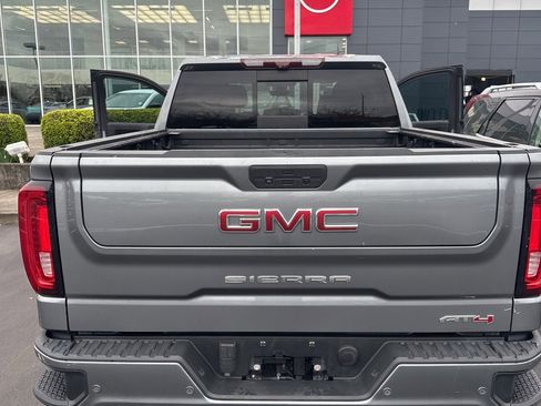 Used 2020 GMC Sierra 1500 AT4 w/ AT4 Premium Package image 4