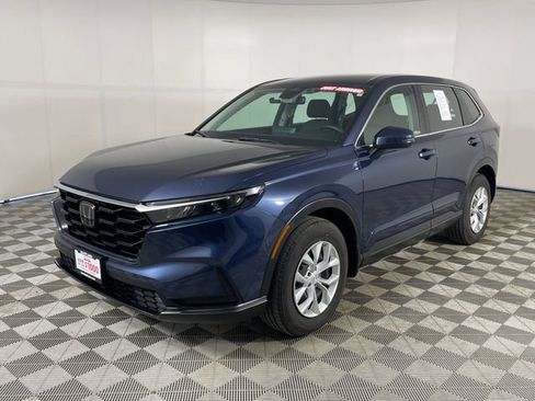 Used 2024 Honda CR-V LX image 1