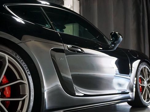 Used 2020 Porsche 718 Cayman GT4 RWD image 55